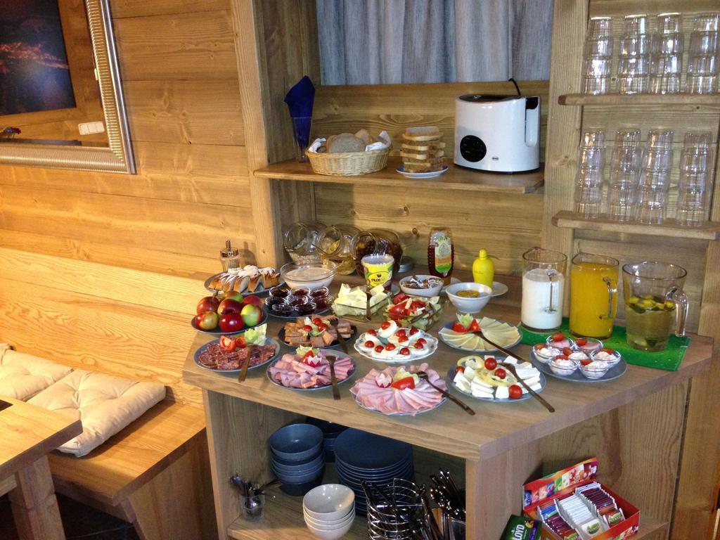 King Size Apartman Pension Monika Spindleruv Mlyn Room photo